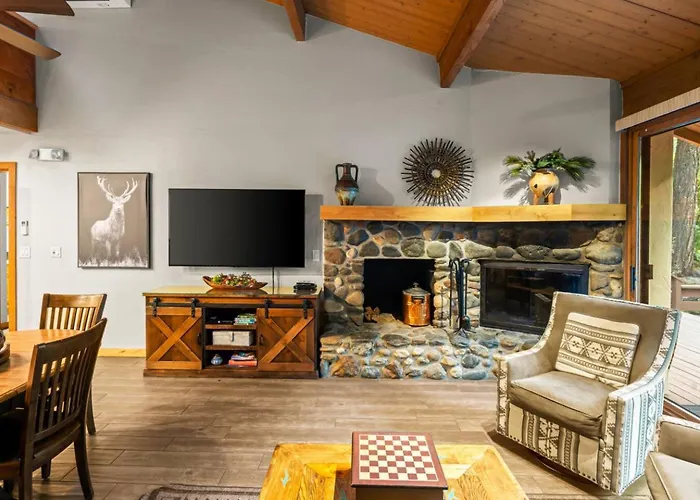 Private Creekside Waterfront Retreat Sedona