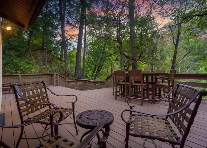 Holiday home Private Creekside Waterfront Retreat